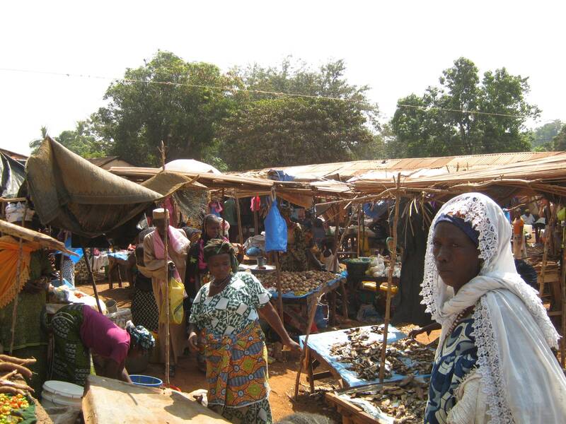 The market, Guinea